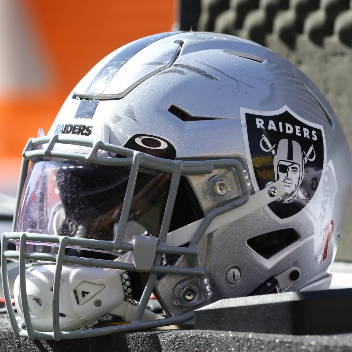 Las Vegas Raiders vs. San Francisco 49ers live game thread - Sports  Illustrated Las Vegas Raiders News, Analysis and More