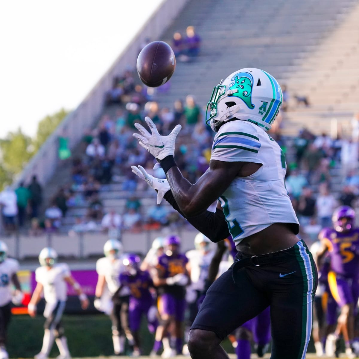 Tulane football players change numbers for various reasons, Tulane