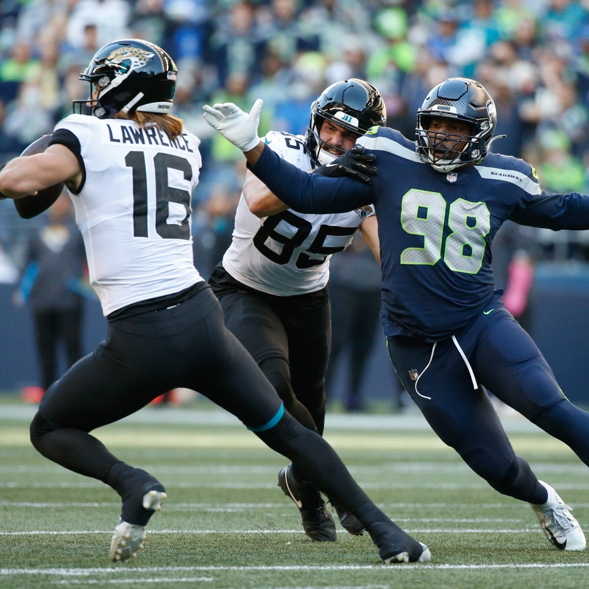 Seahawks DT Poona Ford ranked No. 23 at his position by PFF