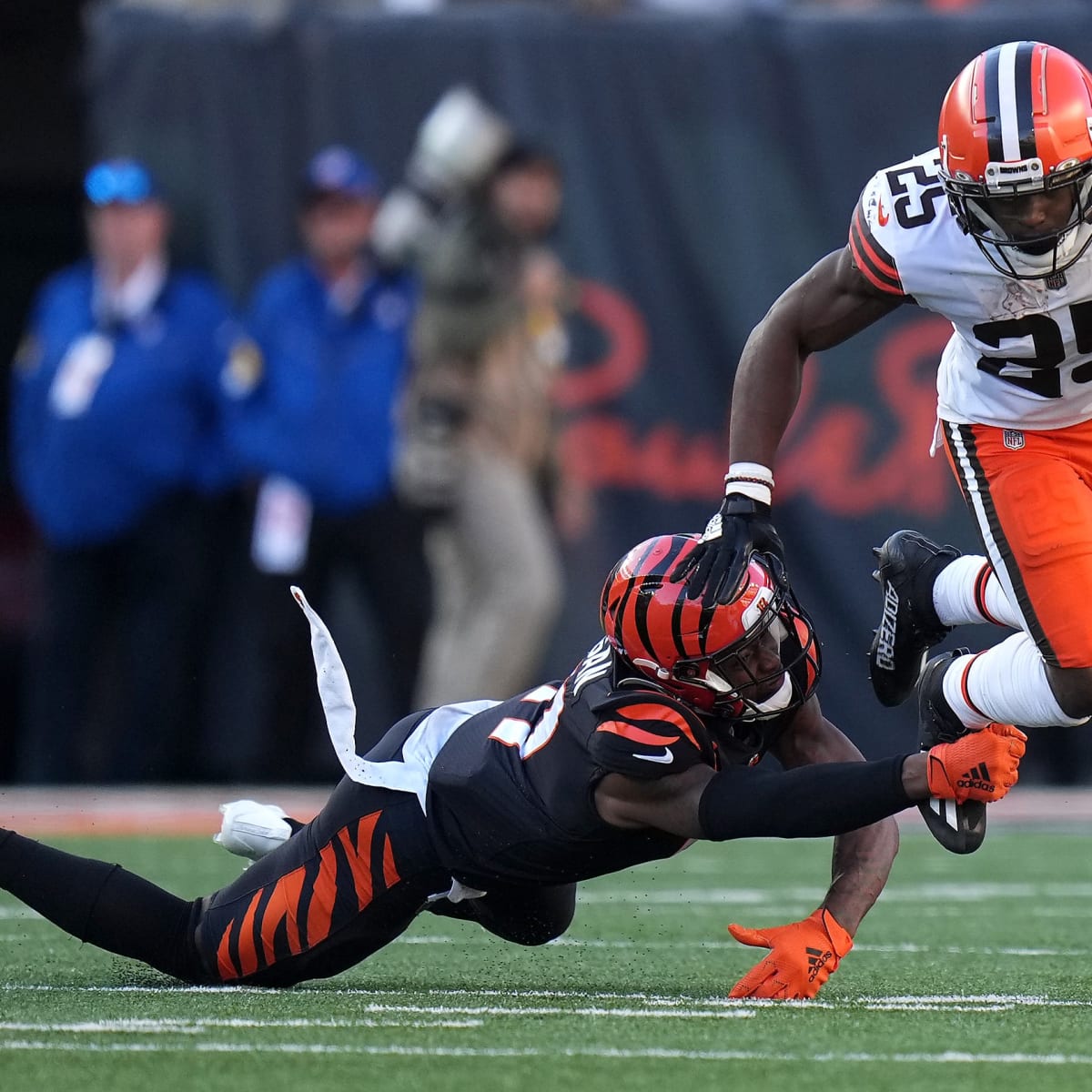 Analyst explains lack of chemistry between Browns' Beckham, Mayfield