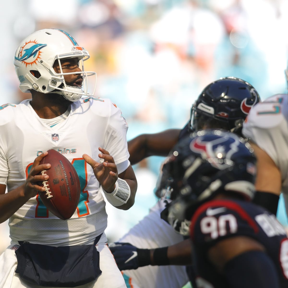 2022 Miami Dolphins free agents: Walk, tag, re-sign - Jacoby Brissett - The  Phinsider