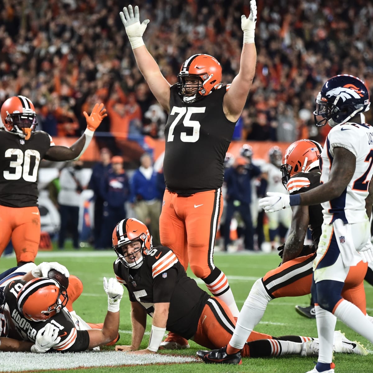 Cleveland Browns on X: Our #WPMOYChallenge nominee, @JoelBitonio