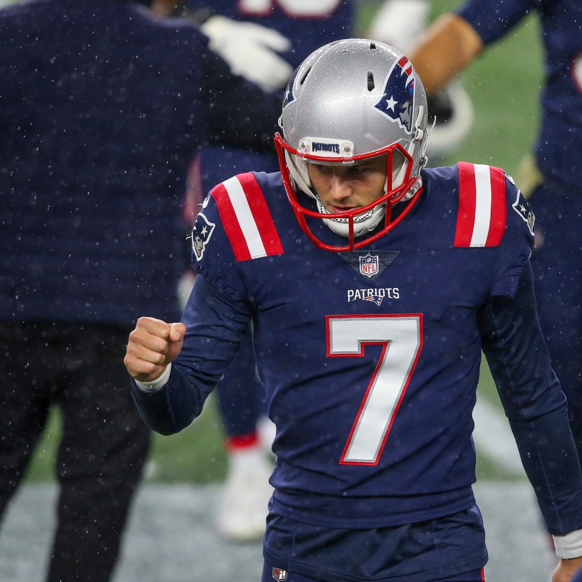 Report: Patriots punter Jake Bailey signs four-year extension