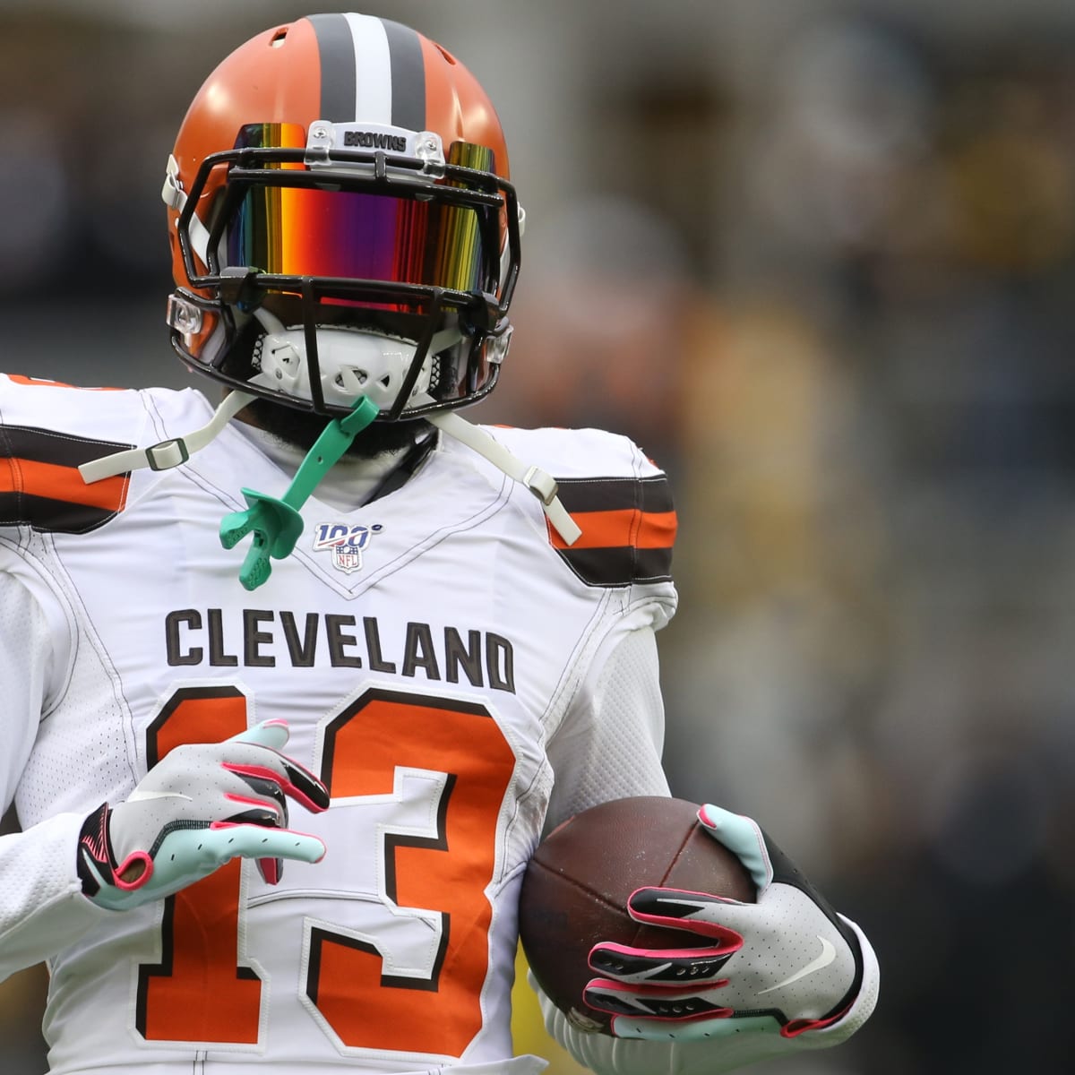 Helmet Stalker on X: Browns WR Odell Beckham Jr. began tonight's game with  an illegal Nike visor(image 1), and was informed he would not be eligible  to play until the uniform violation