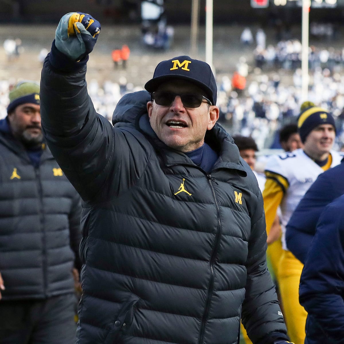 Report: Jim Harbaugh has interest in Chicago Bears for NFL return