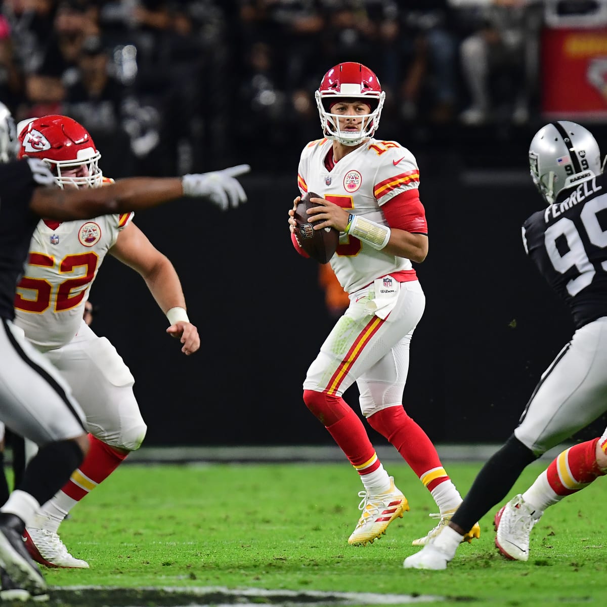 Raiders-Chiefs Week 5: Victory in Kansas City would do wonders - Silver And  Black Pride