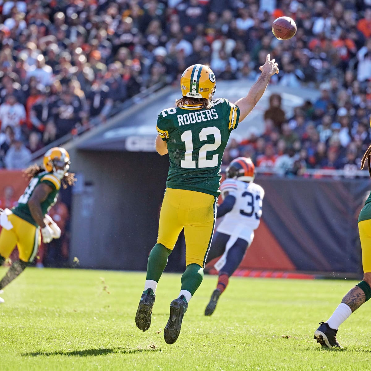 Packers Hold Off Cowboys to Advance to NFC Championship - WSJ