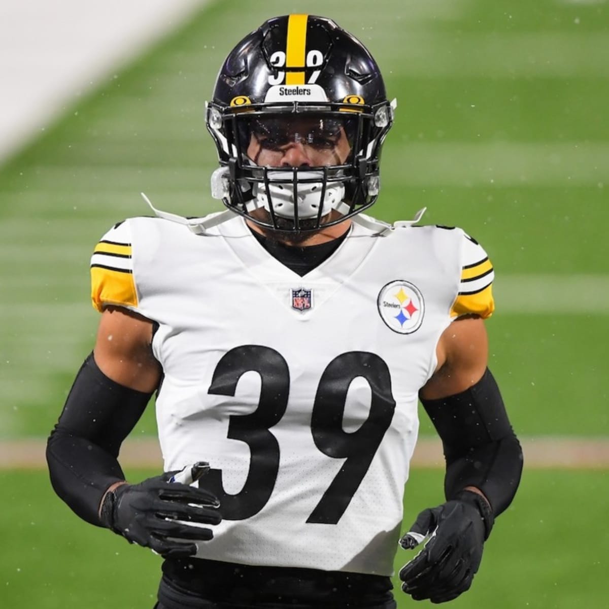 Minkah Fitzpatrick Placed on Reserve/COVID-19 List by Steelers