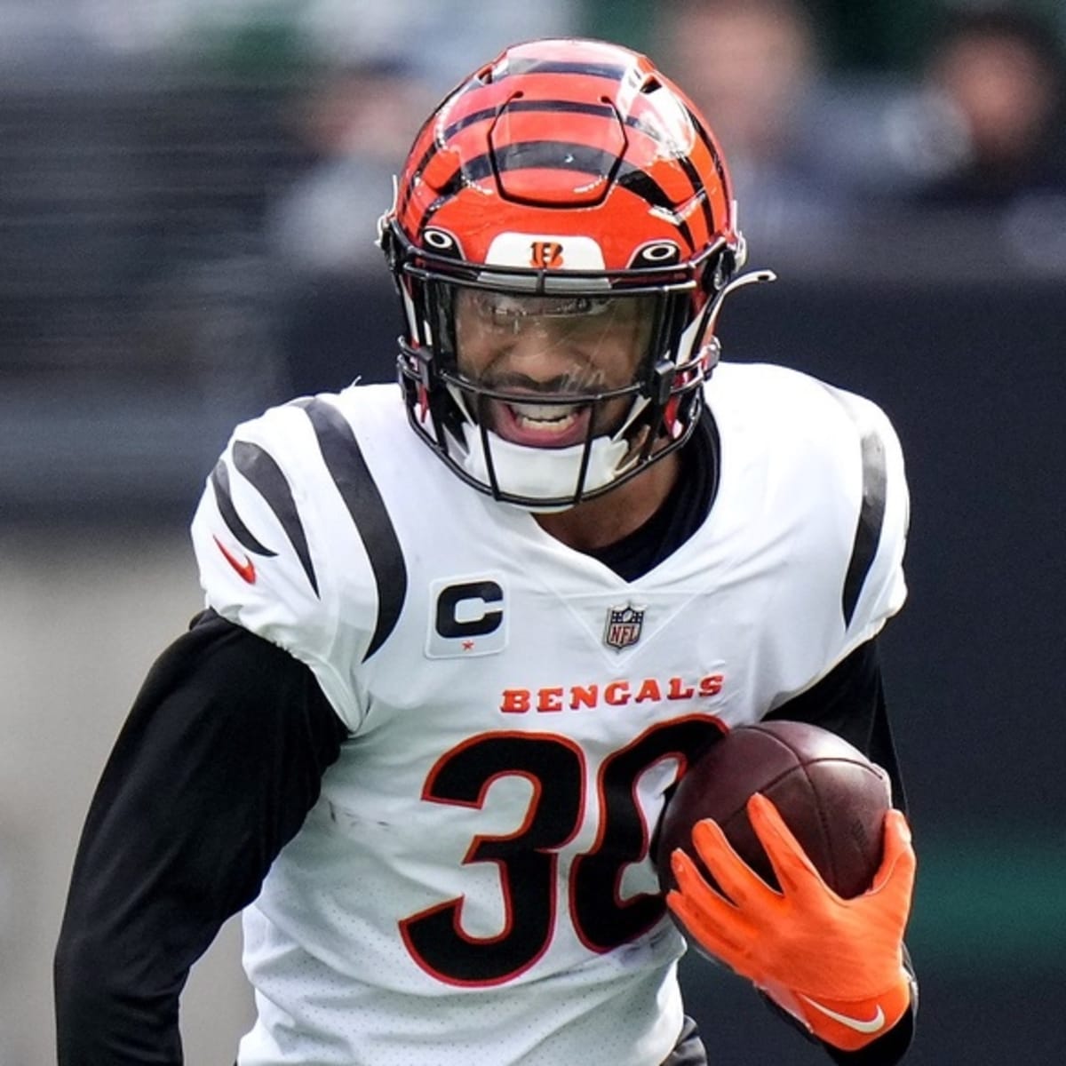 Bengals Dealt Good Hands With Bates