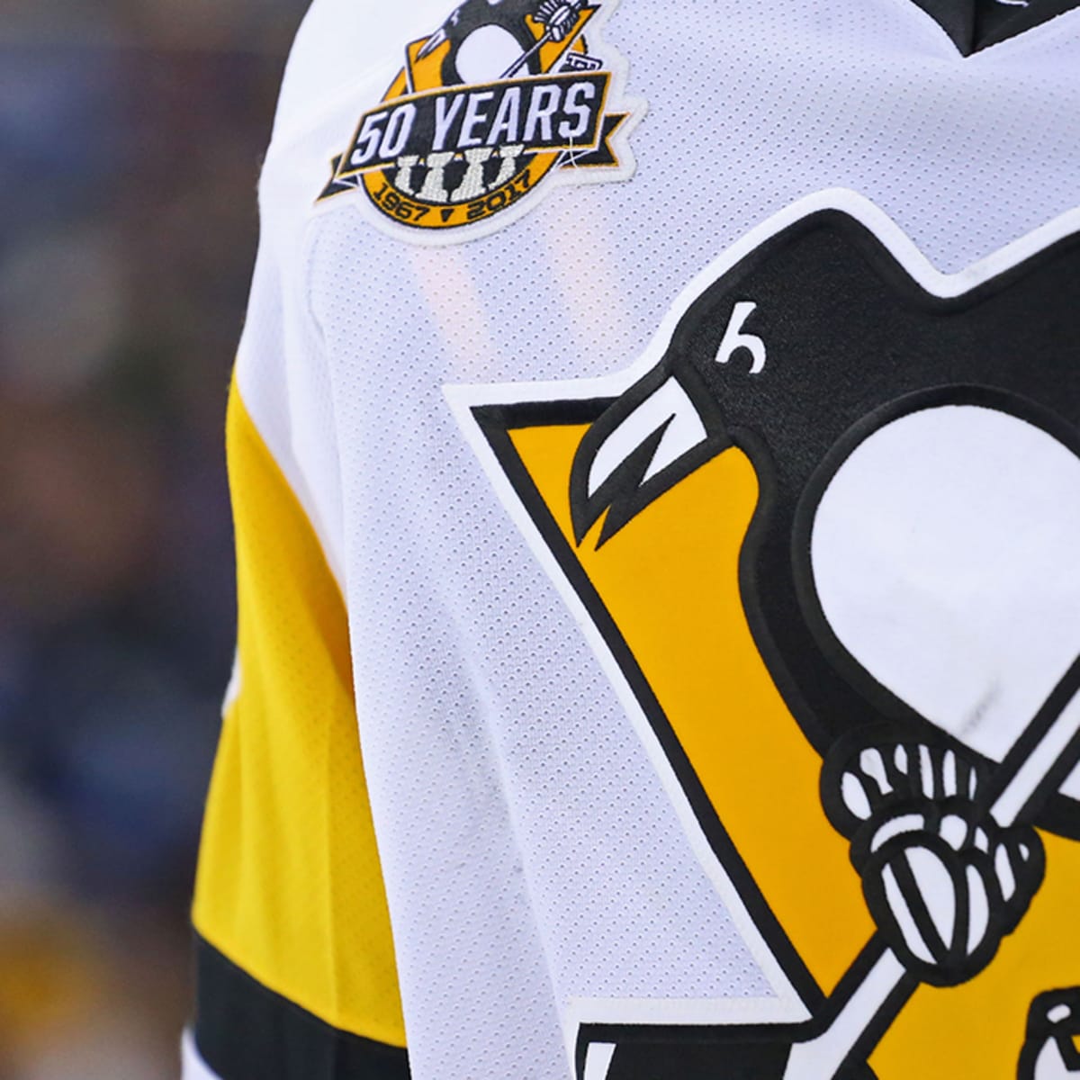 Mario Lemieux remains part of Penguins' ownership group after sale of team