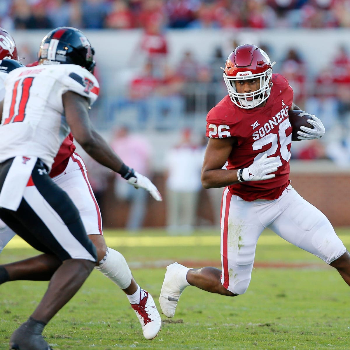 Alamo Bowl notebook: Kennedy Brooks bypasses final season, declares for NFL  Draft