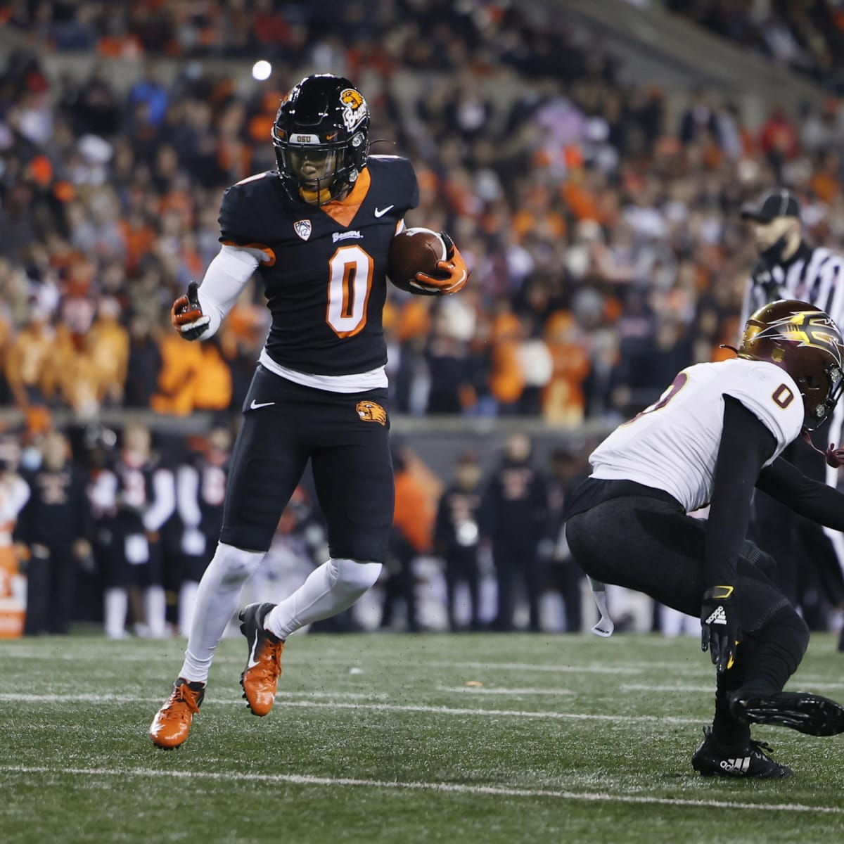 Oregon State Beavers at Arizona State Sun Devils football sneak