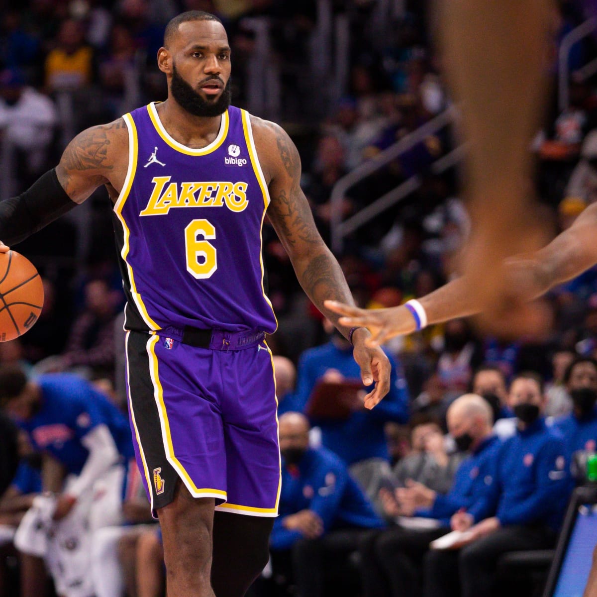 Lakers News: LeBron James Suggests He'll Wear No. 6 Jersey in