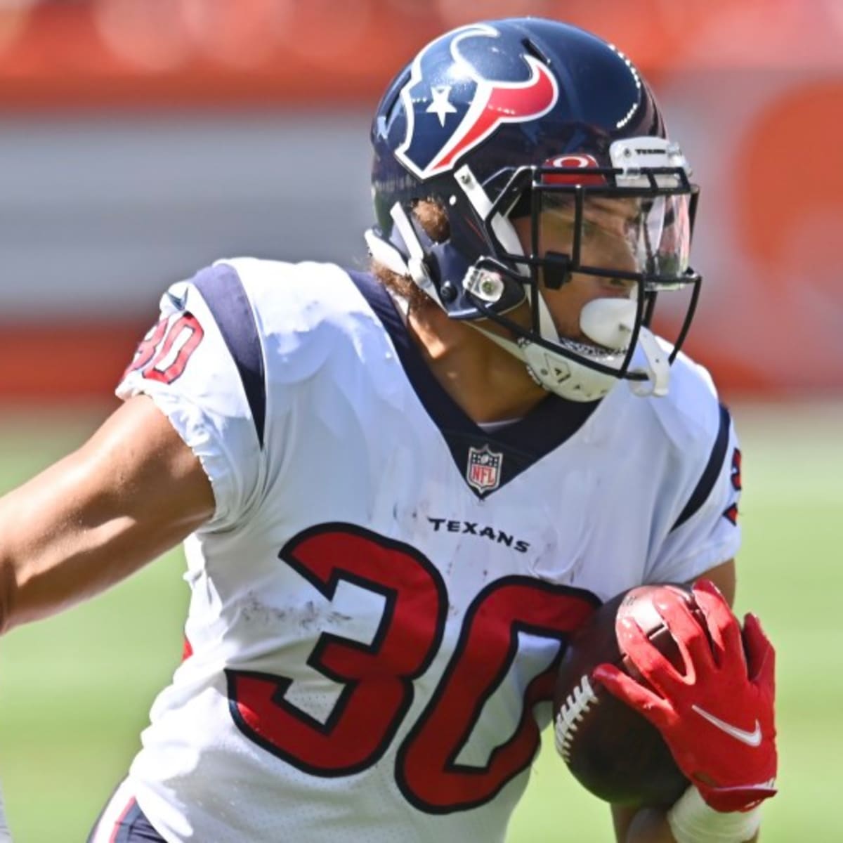 Houston Texans waiving running back Phillip Lindsay