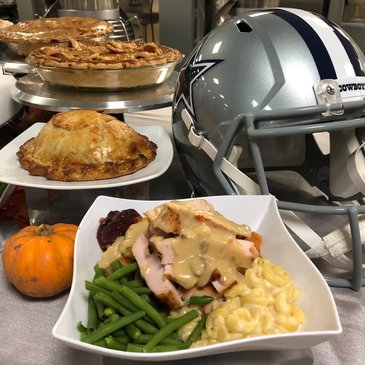 The NFL's Top 5 Thanksgiving Memories