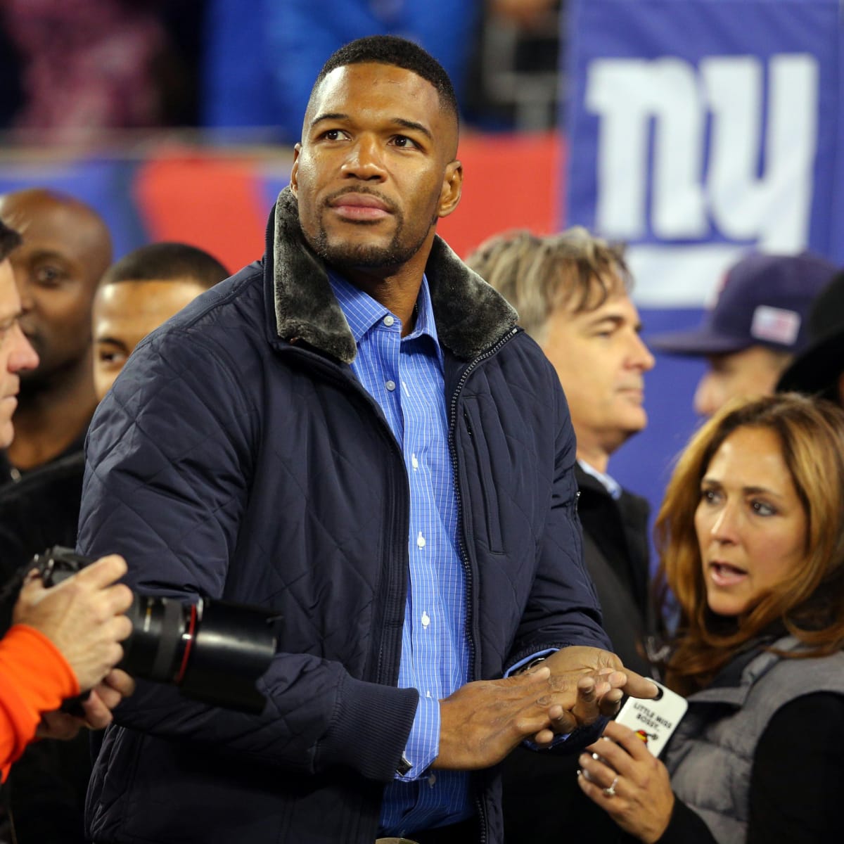Michael Strahan to officially have number retired by New York