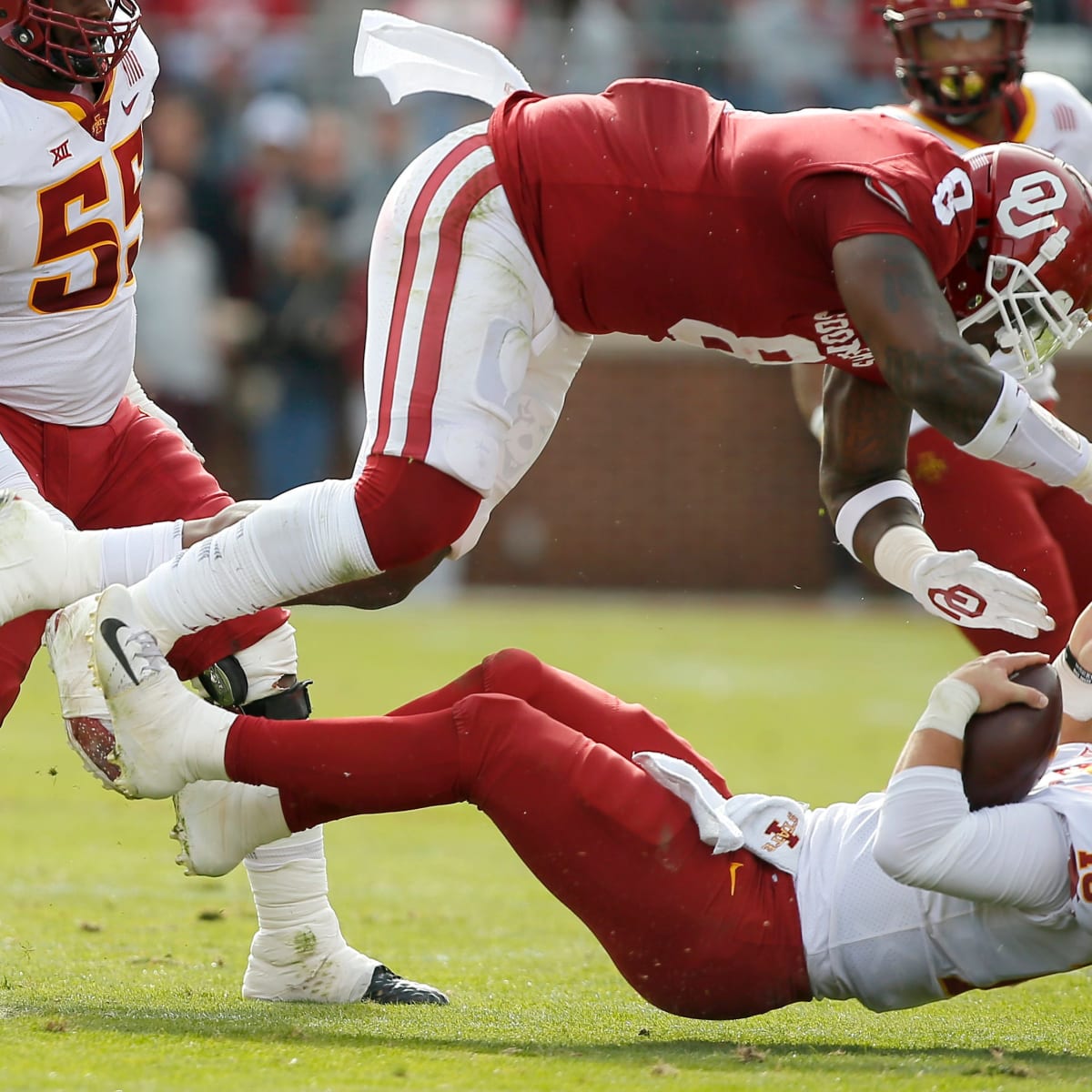 Oklahoma DL Perrion Winfrey Declares for NFL Draft - Sports