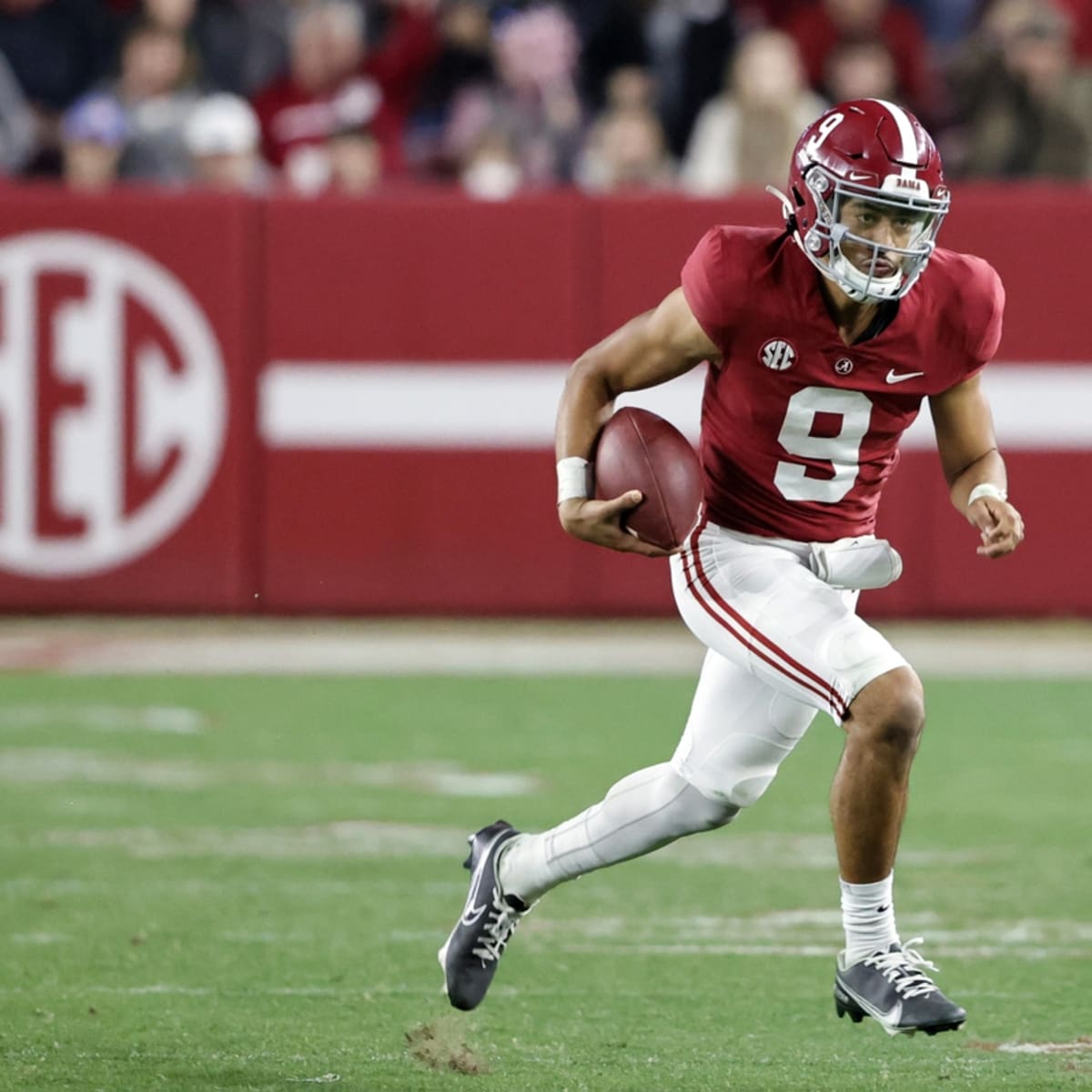 How to Watch Alabama vs Auburn Iron Bowl 2021 Live Stream