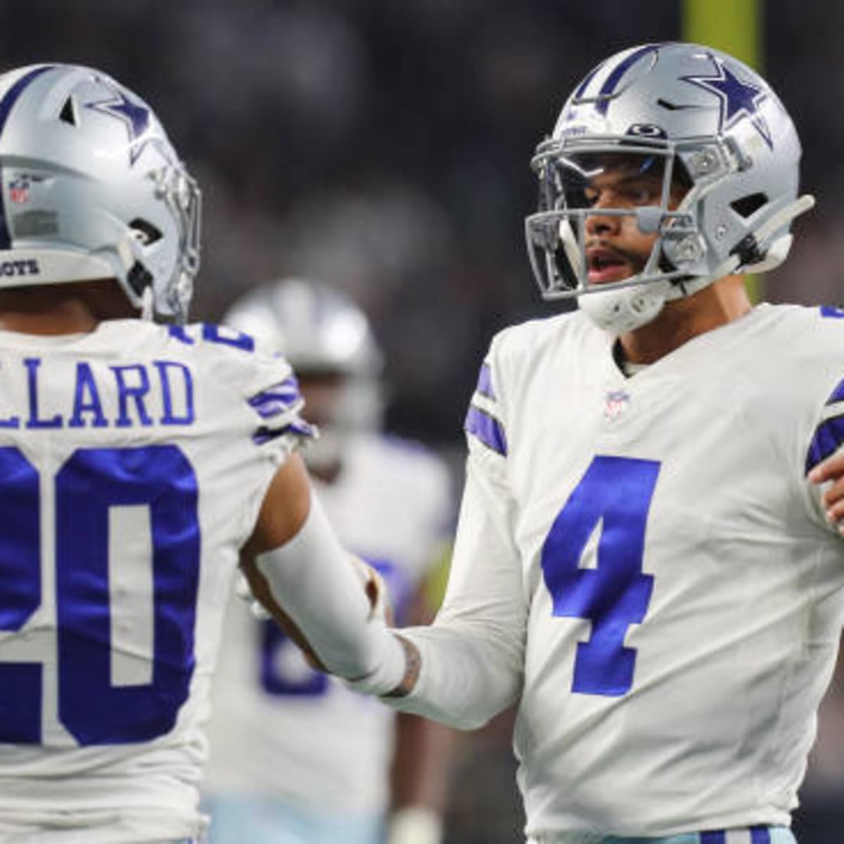 September 30, 2018: Dallas Cowboys running back Ezekiel Elliott #21 during  an NFL football game between the Detroit Lions and the Dallas Cowboys at  AT&T Stadium in Arlington, TX Dallas defeated Detroit