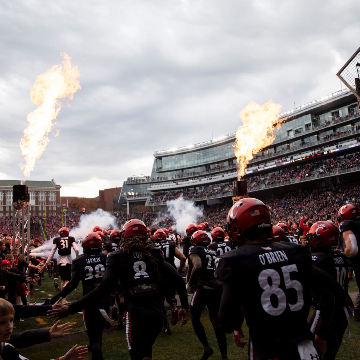 College Football Recruiting: Cincinnati 'Pretty High Up' for SI99