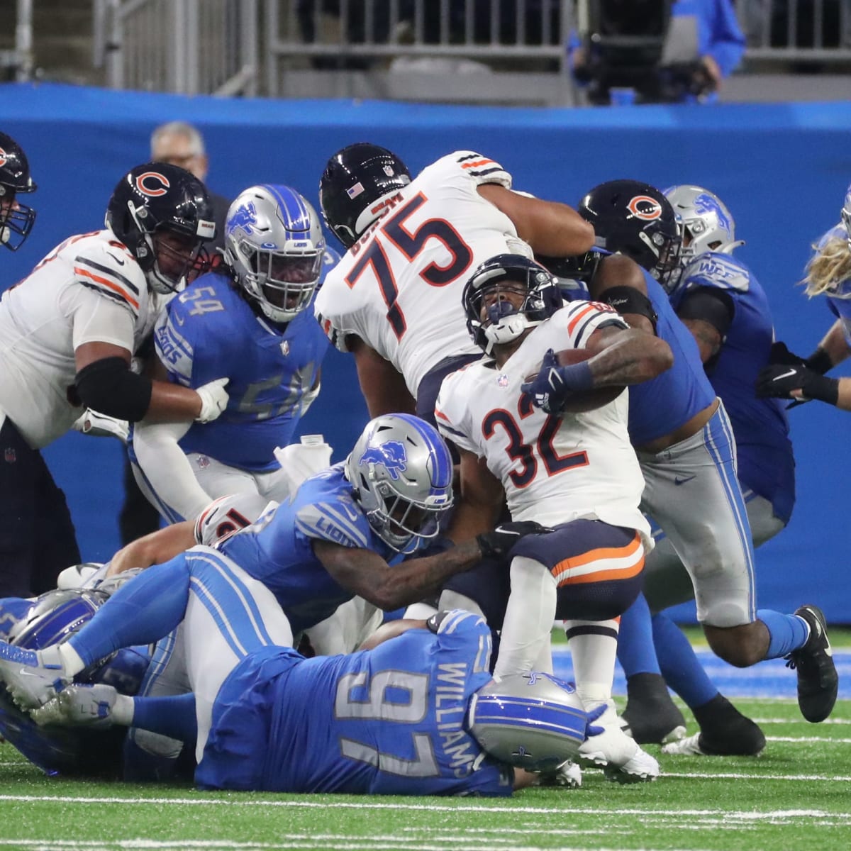 Chicago Bears and Detroit Lions ticket prices crashing - Sports Illustrated  Chicago Bears News, Analysis and More