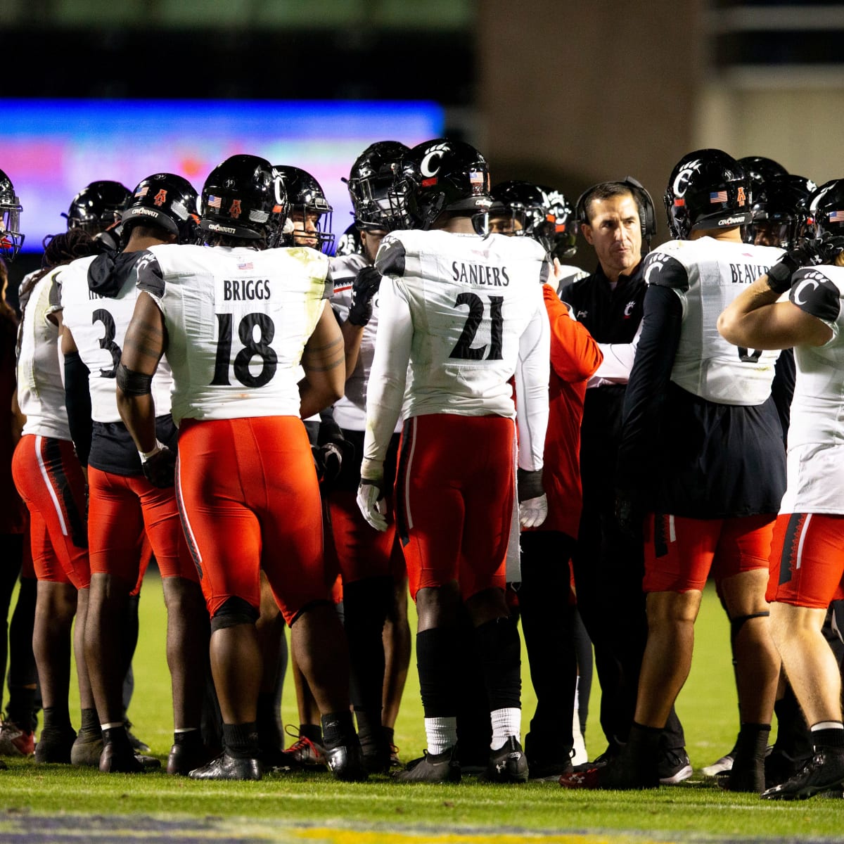 No. 21 Cincinnati to face SMU near the Bearcats' CFP site