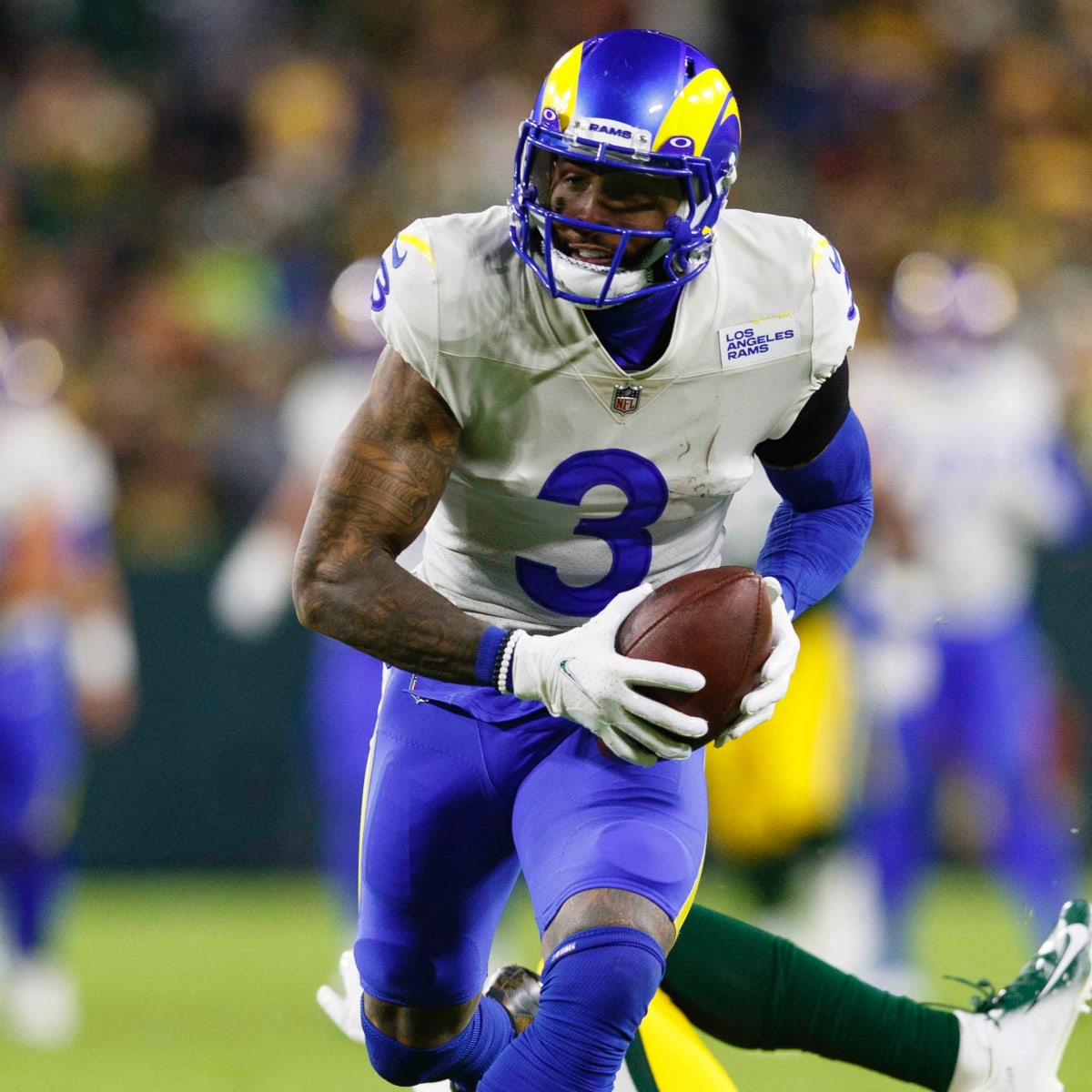 November 28, 2021: Los Angeles Rams wide receiver Odell Beckham Jr. (3)  warming up during pregame of the NFL football game between the Los Angeles  Rams and the Green Bay Packers at