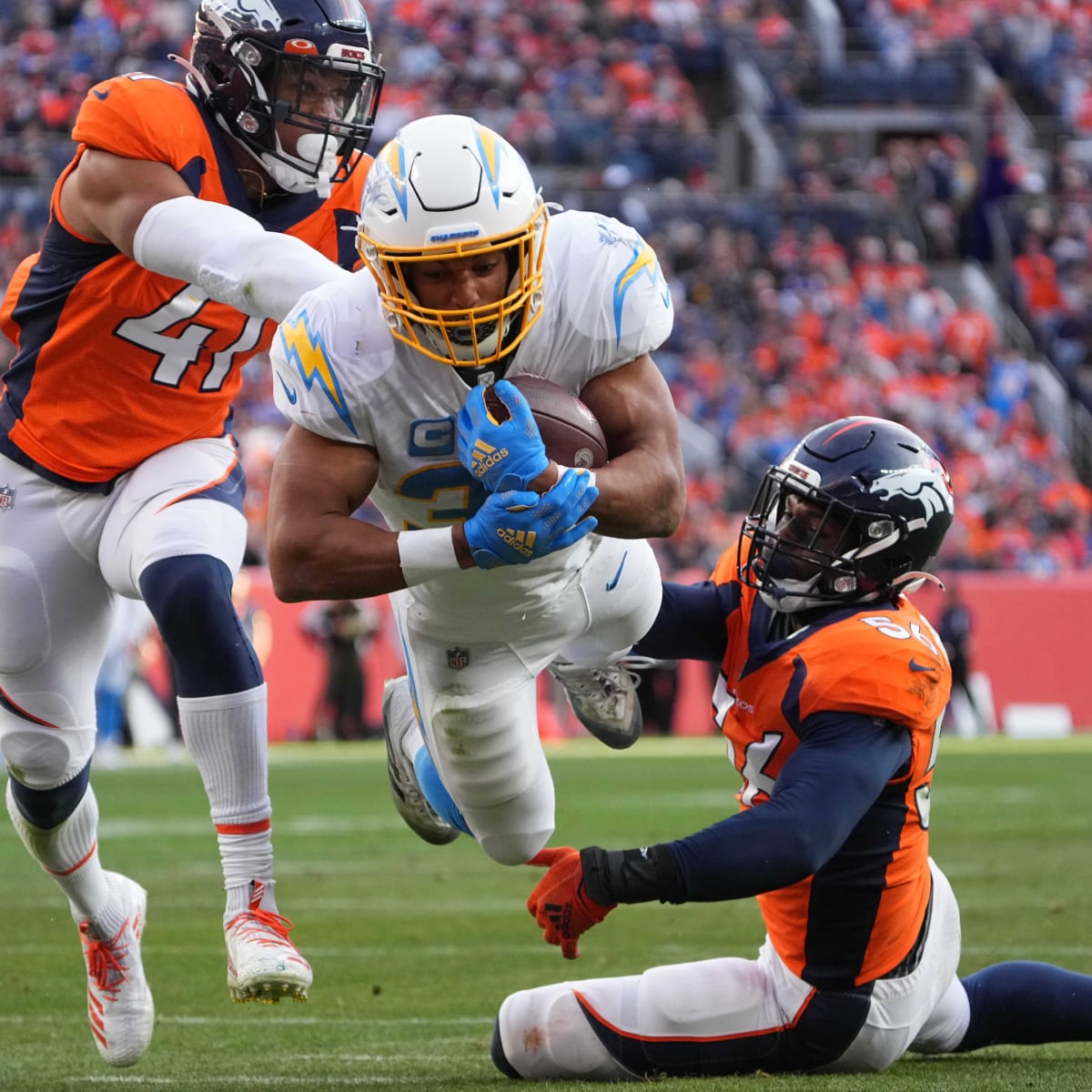 Denver Broncos Rookie LB Baron Browning's Long-Term Potential Revealed in  Film Room - Sports Illustrated Mile High Huddle: Denver Broncos News,  Analysis and More