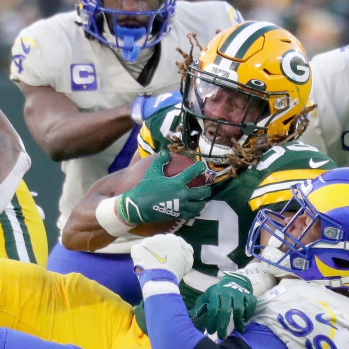 Running back Aaron Jones getting more vocal as he helps lead young Packers  offense - The San Diego Union-Tribune