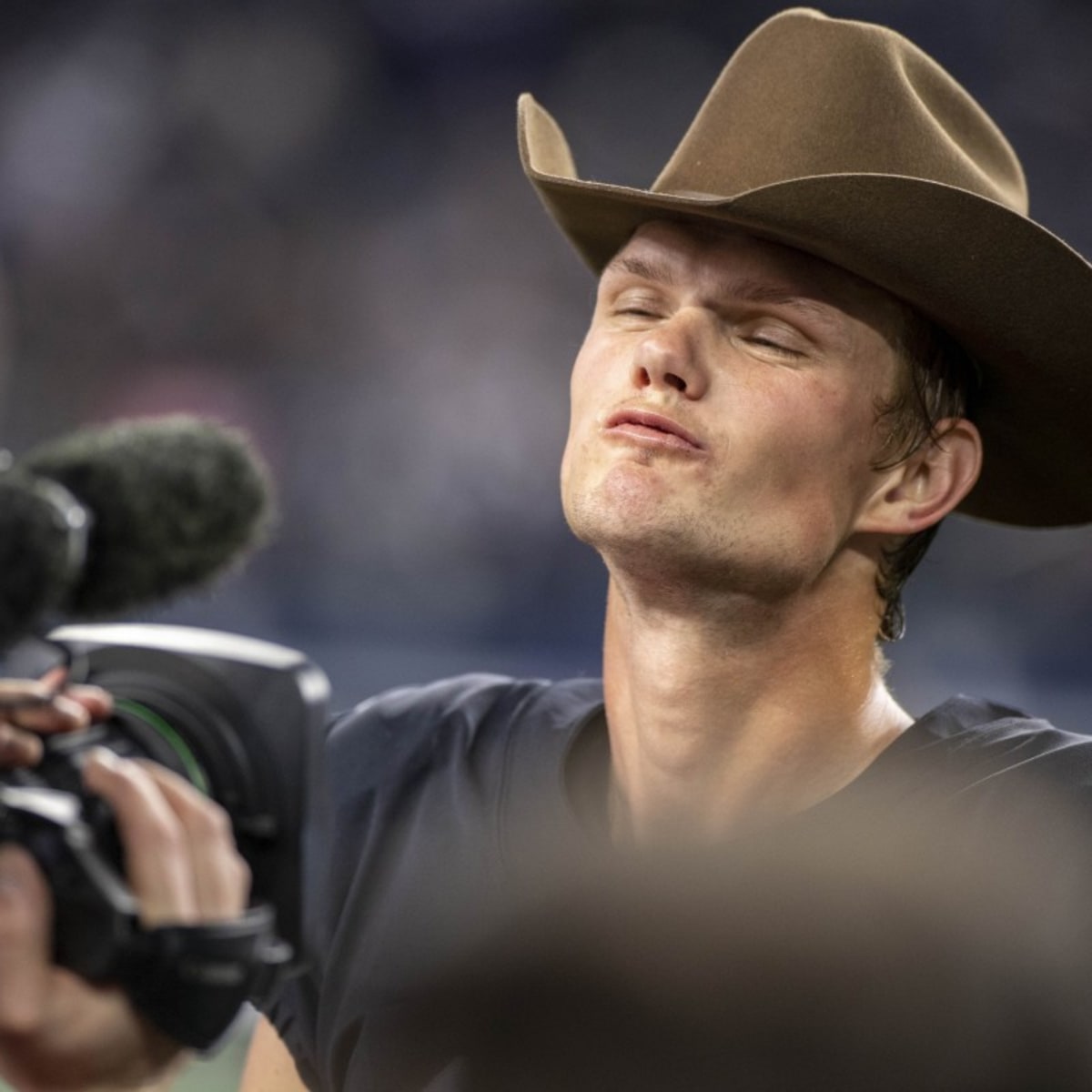 Raiders kicker Daniel Carlson is AFC special teams Player of Week - Silver  And Black Pride