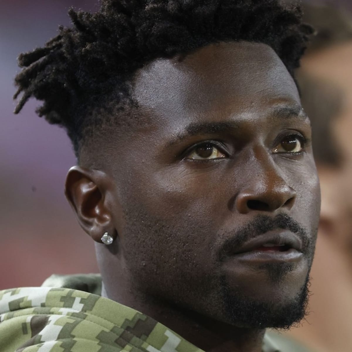 Antonio Brown continues nearly yearlong run of self-sabotage