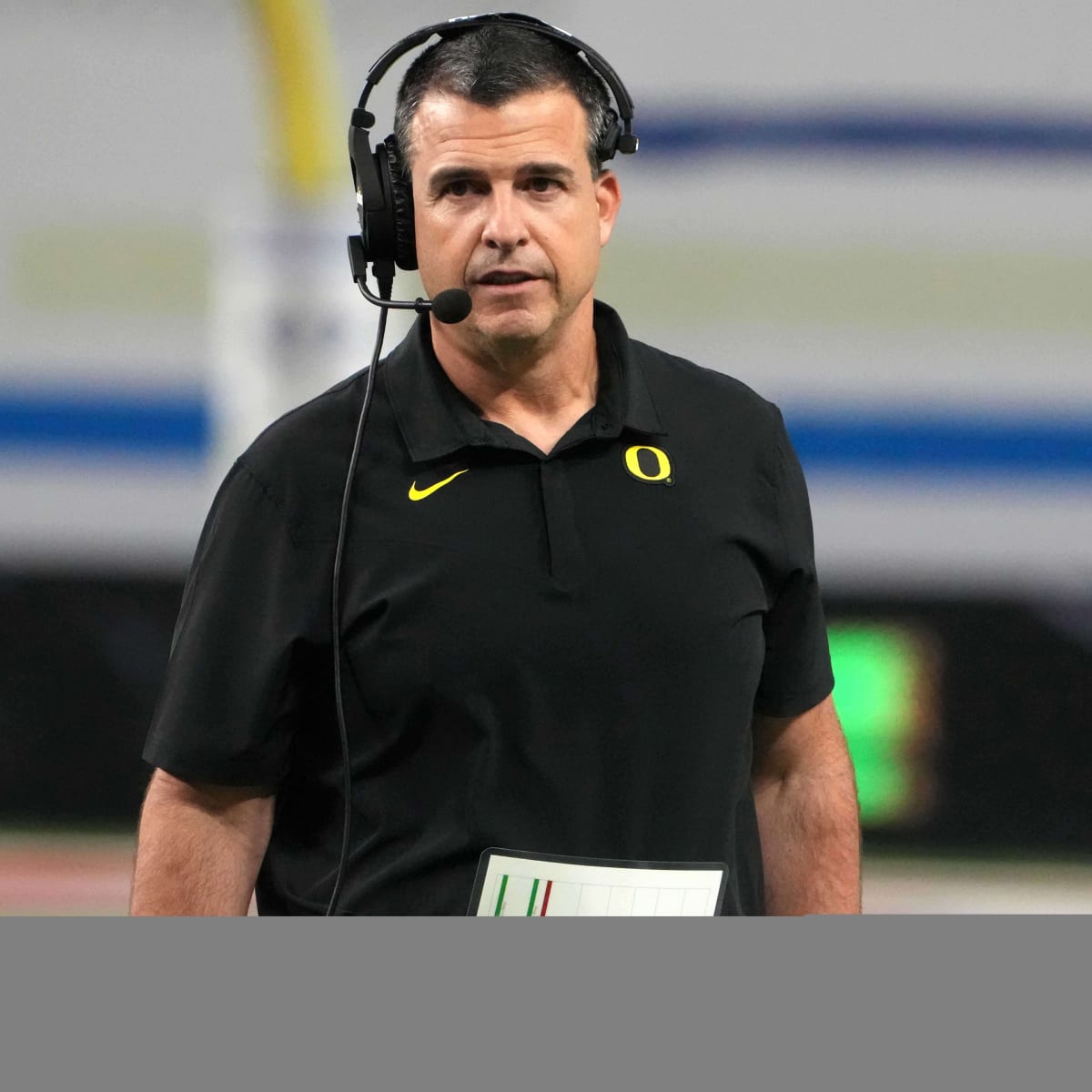 Oregon Ducks coach Mario Cristobal takes Sports Illustrated cover head on 