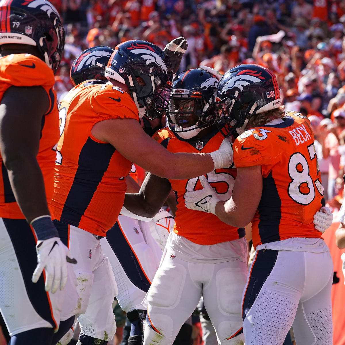 Denver Broncos Player Grades For Week 12's Win Over Los AngelesChargers -  Sports Illustrated Mile High Huddle: Denver Broncos News, Analysis and More