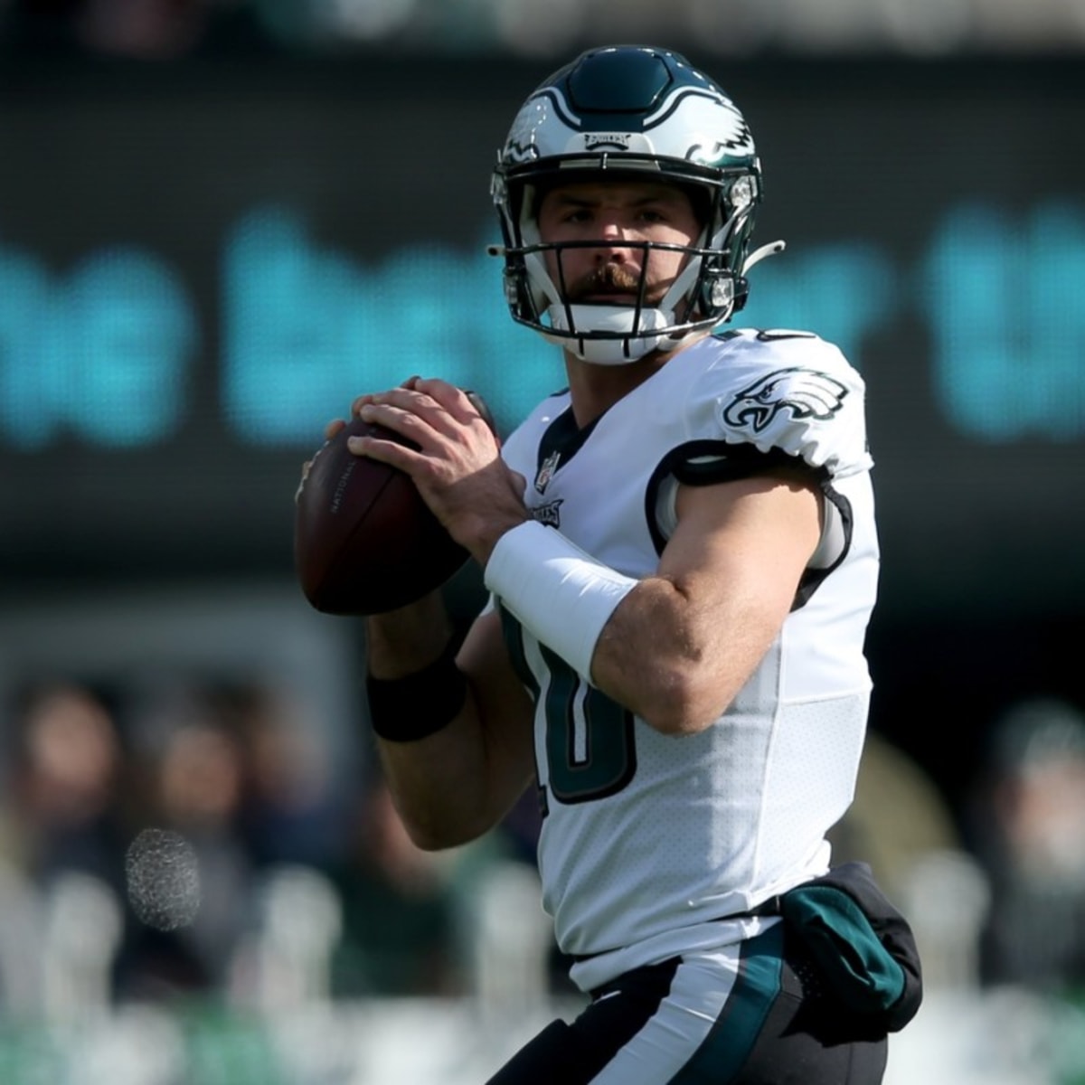 Gardner Minshew shines in first Eagles start, dominates Jets in 30