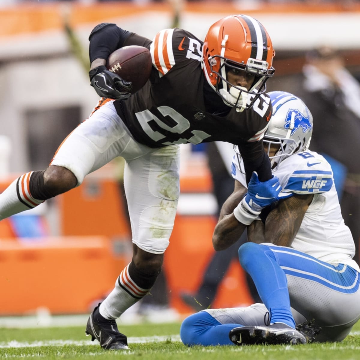 Denzel Ward named Cleveland Browns 2021 Walter Payton Man of the Year