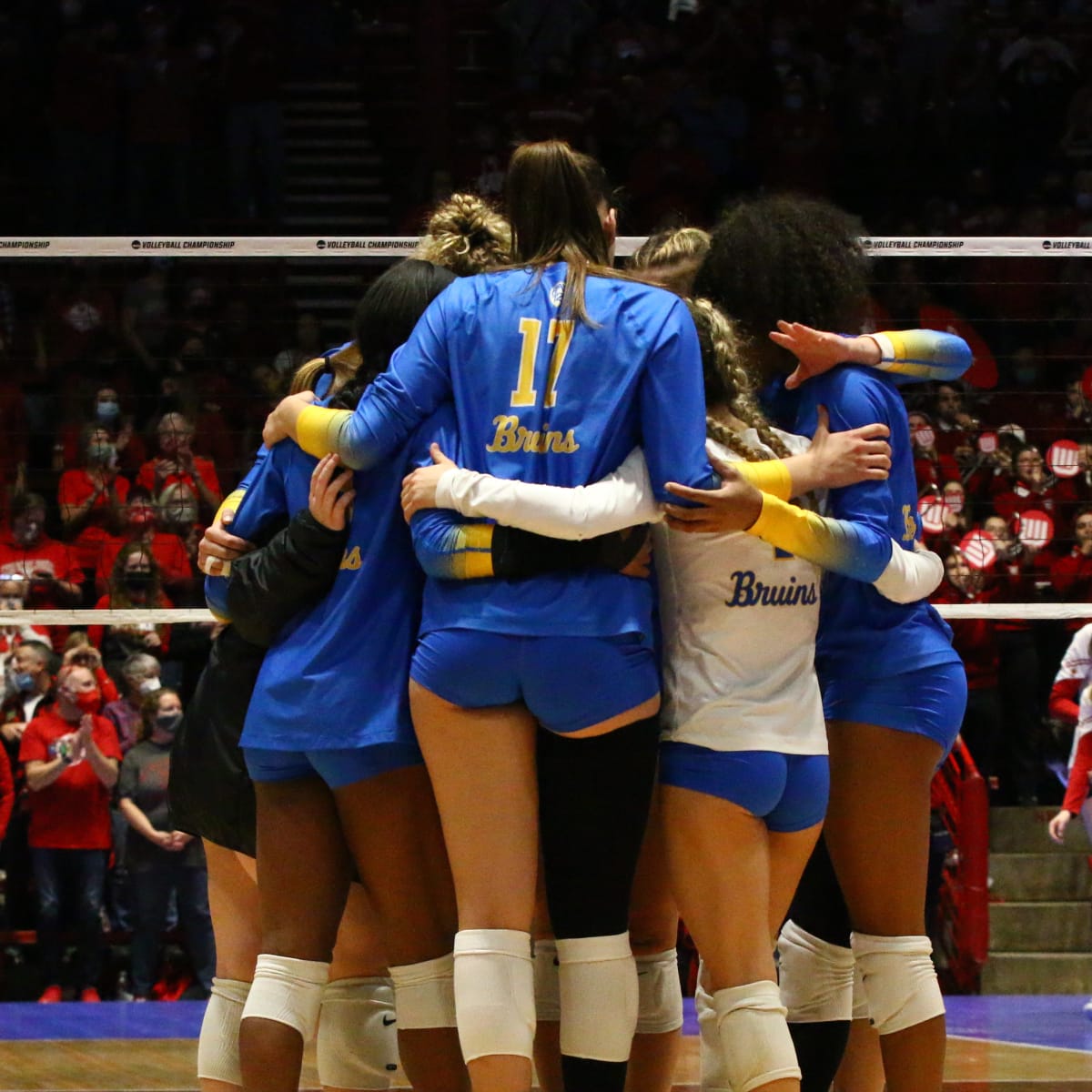 UCLA Women's Volleyball Falls in Straight Sets to Wisconsin in