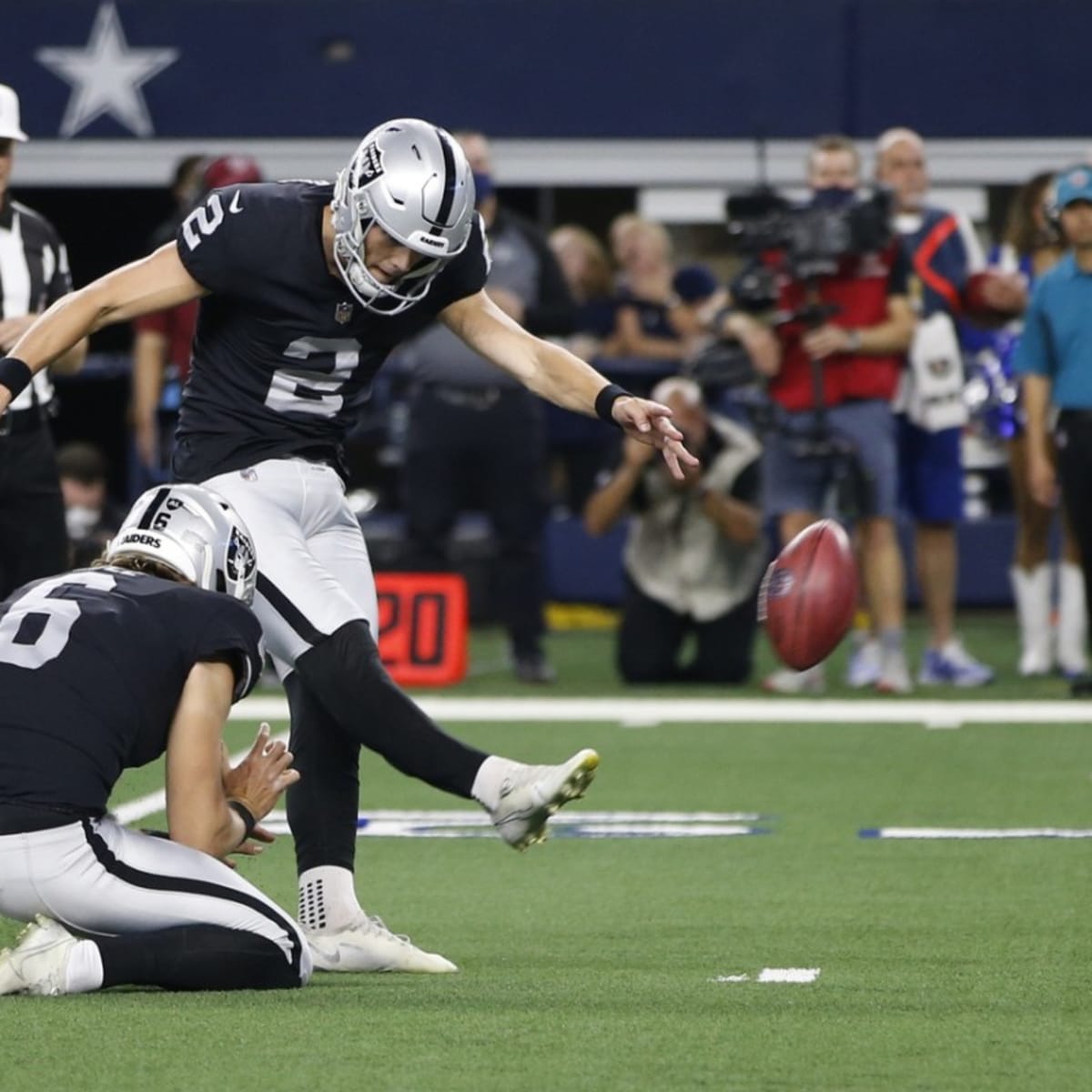 Daniel Carlson and AJ Cole sign multi-year extensions with the Raiders