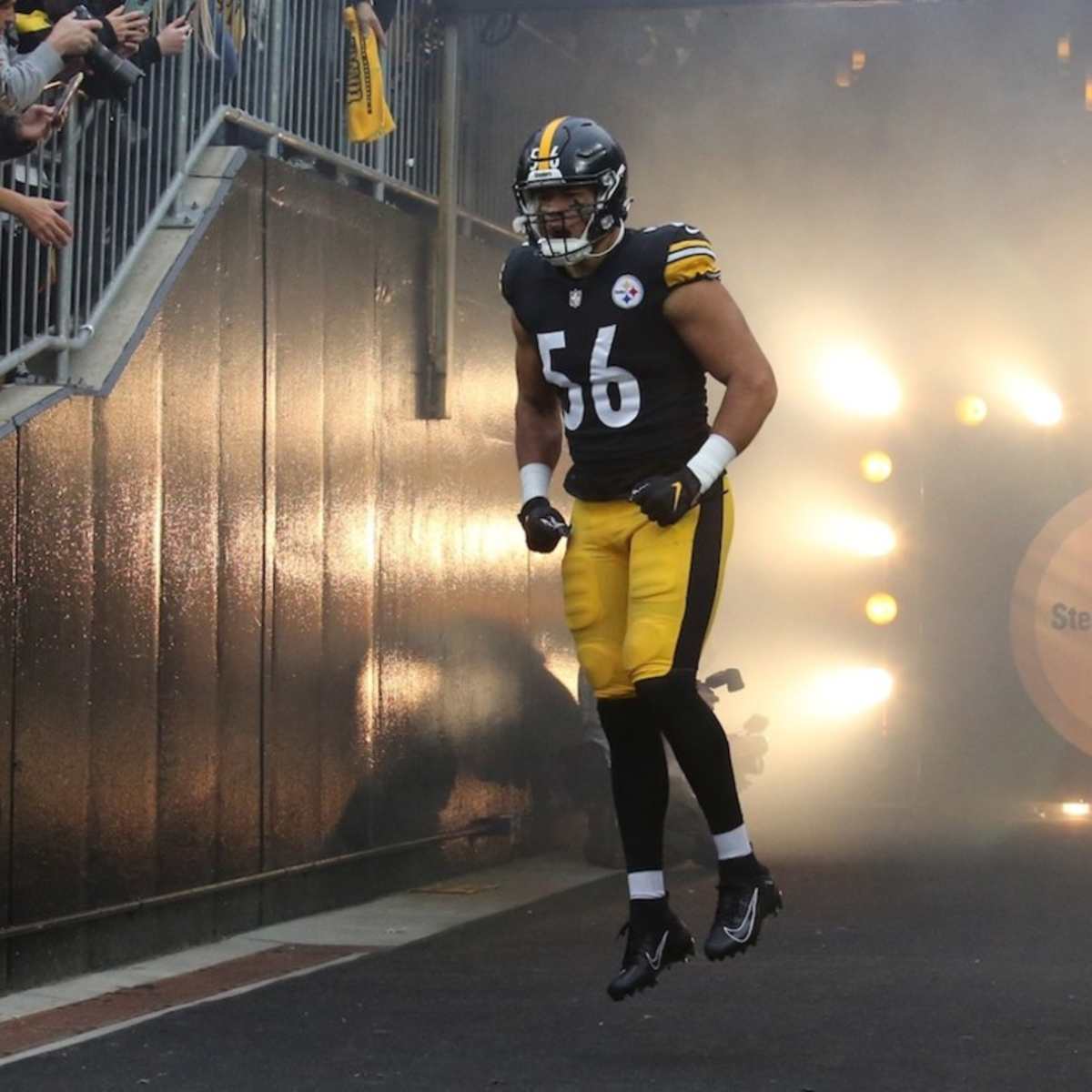 Pittsburgh Steelers linebacker Derrek Tuszka is fired up during