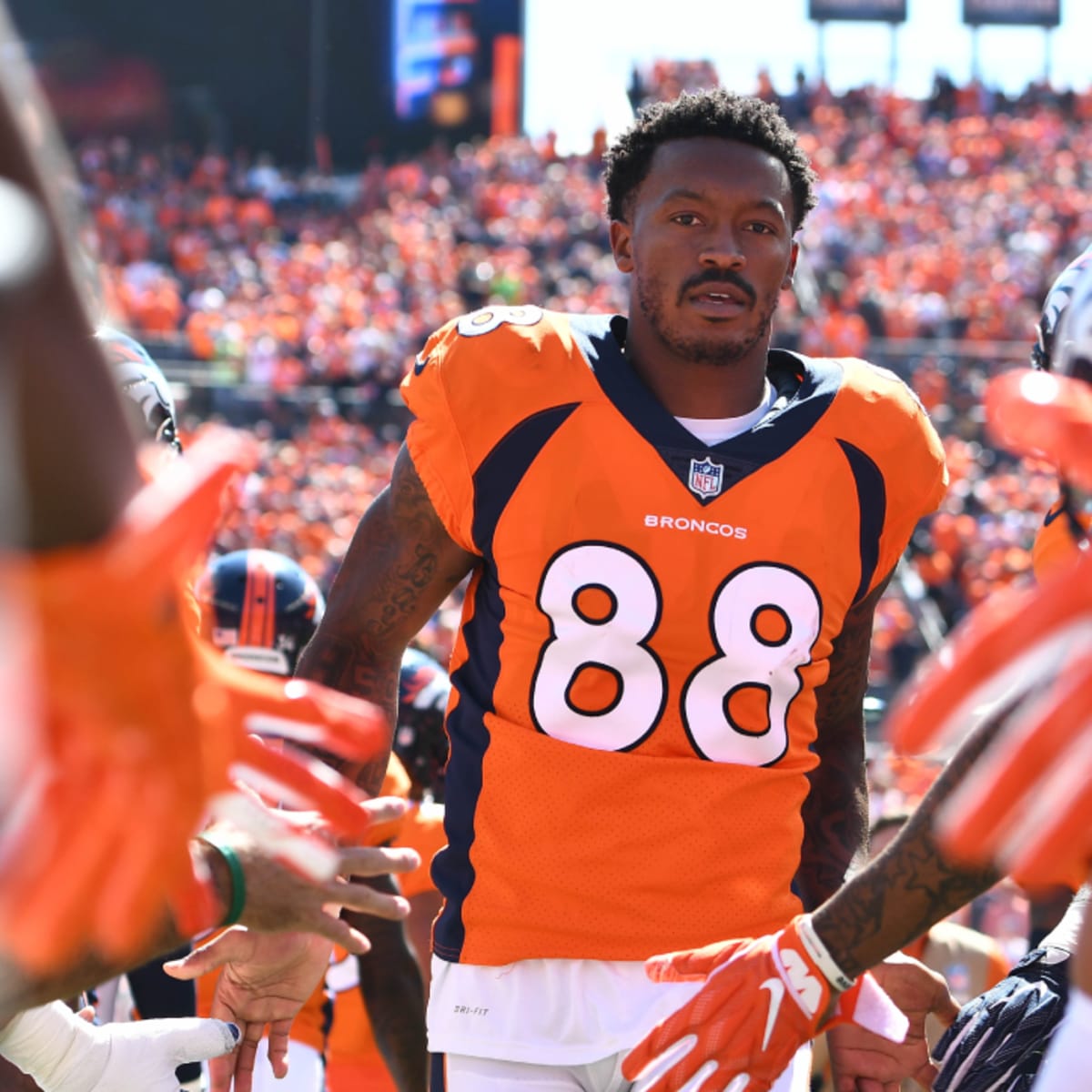 Demaryius Thomas death: family believes NFL great had seizure - Sports  Illustrated