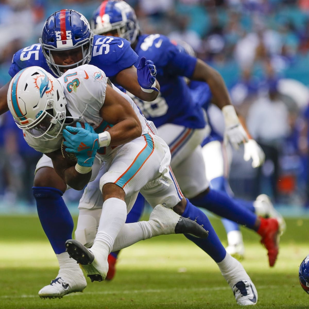 Bleacher Report tabs Myles Gaskin a Dolphin with hottest seat in 2021