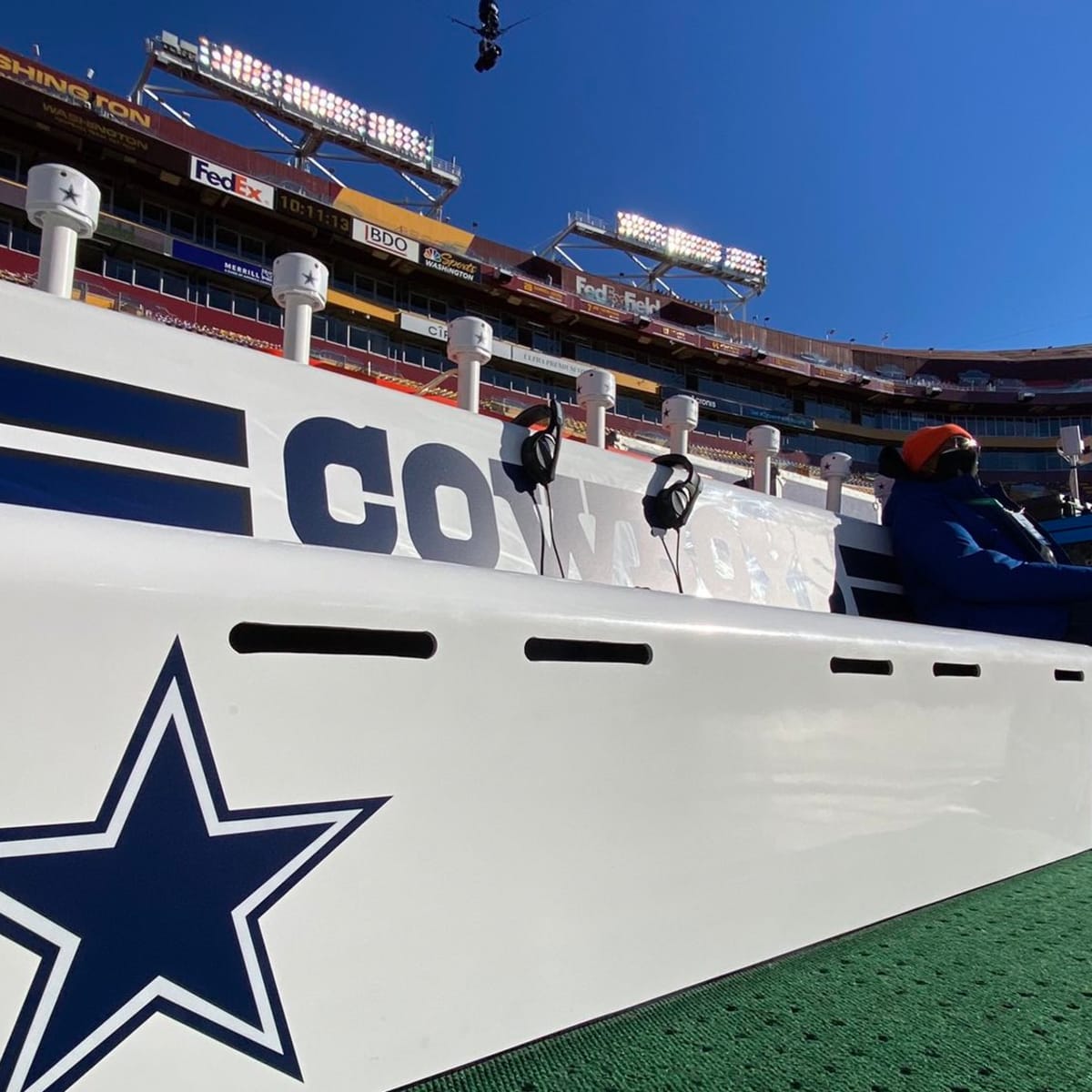 Cowboys-Washington rivalry: Dallas flies in its own sideline