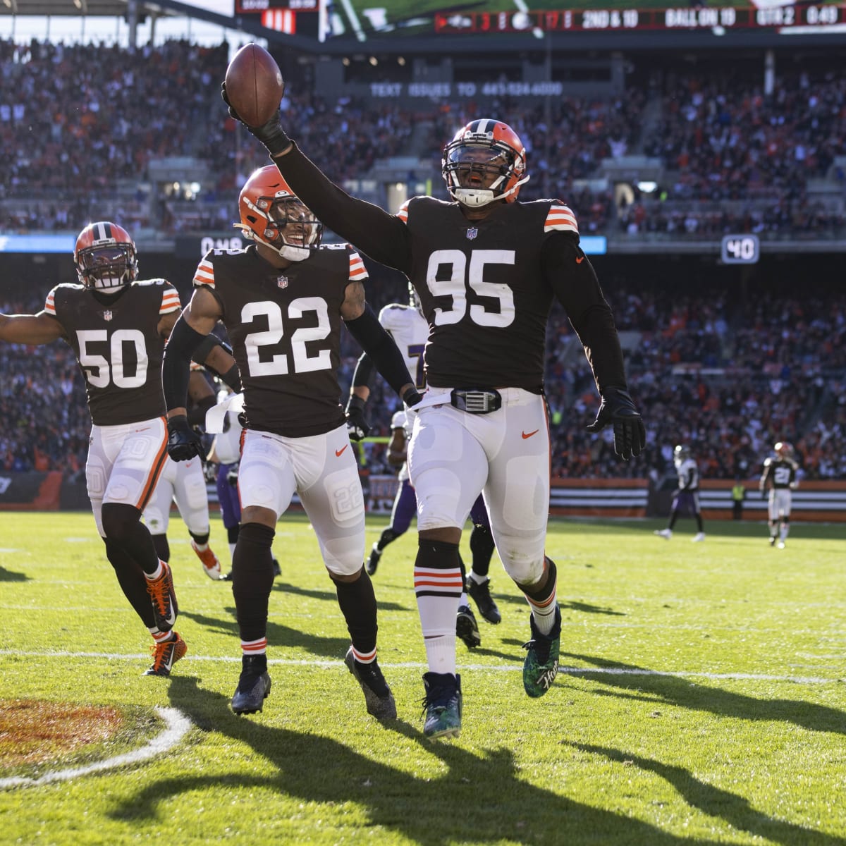 Myles Garrett, Gatorade Sign Multiyear Deal - Boardroom