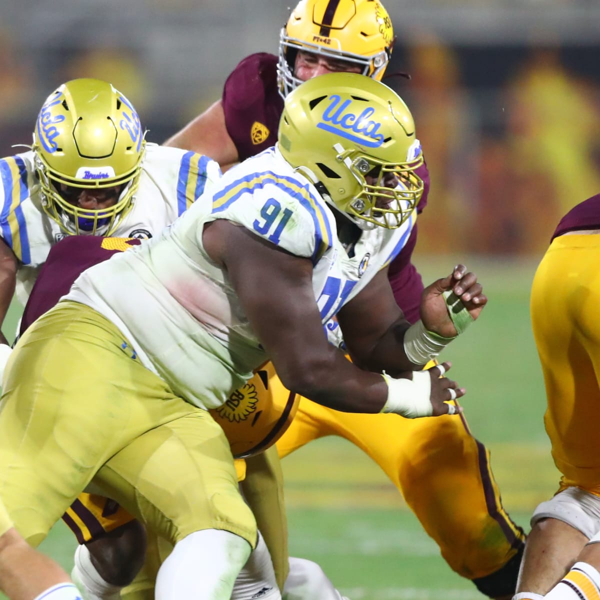 UCLA DT Otito Ogbonnia joins Chargers after manifestation – Orange