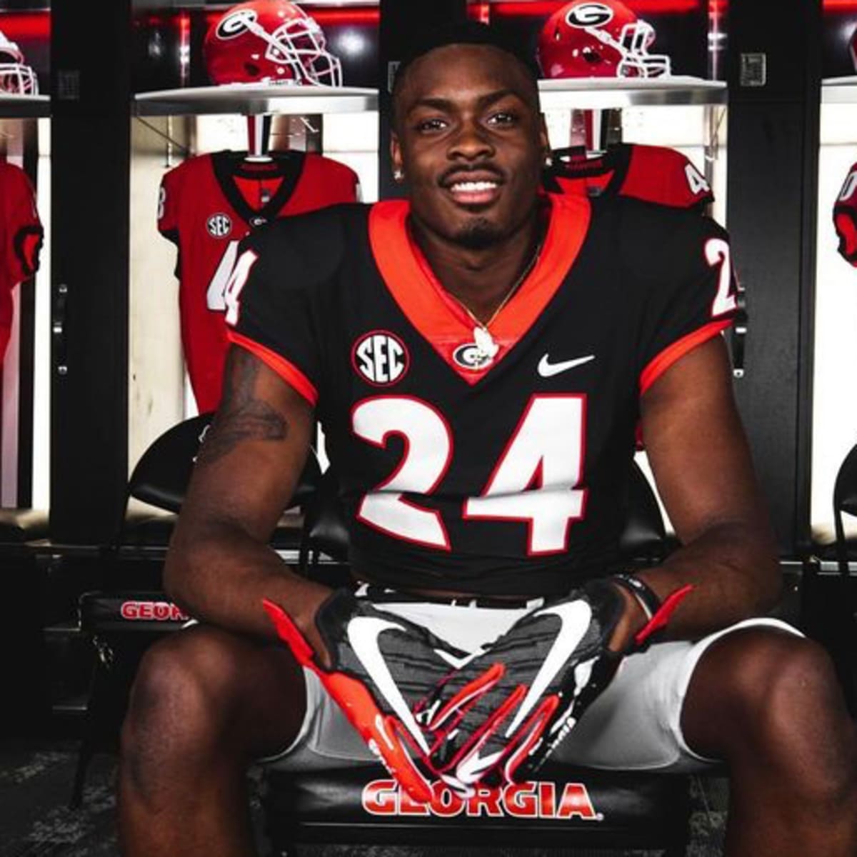 Marvin Jones Jr. commits to UGA football for 2022 class