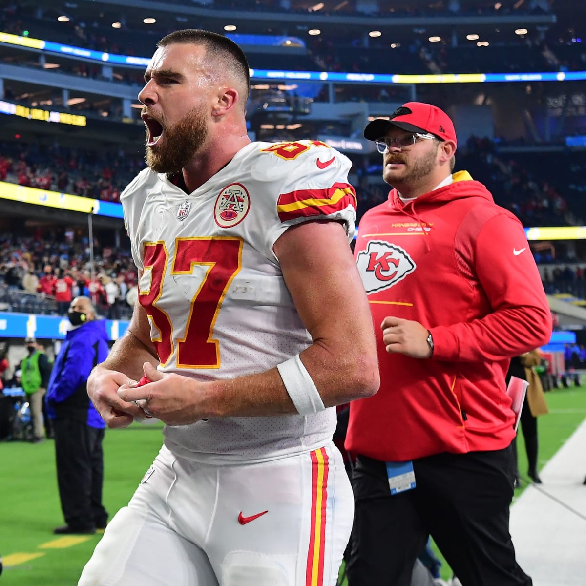 Four Takeaways From the KC Chiefs' 34-28 Win Over the Los Angeles