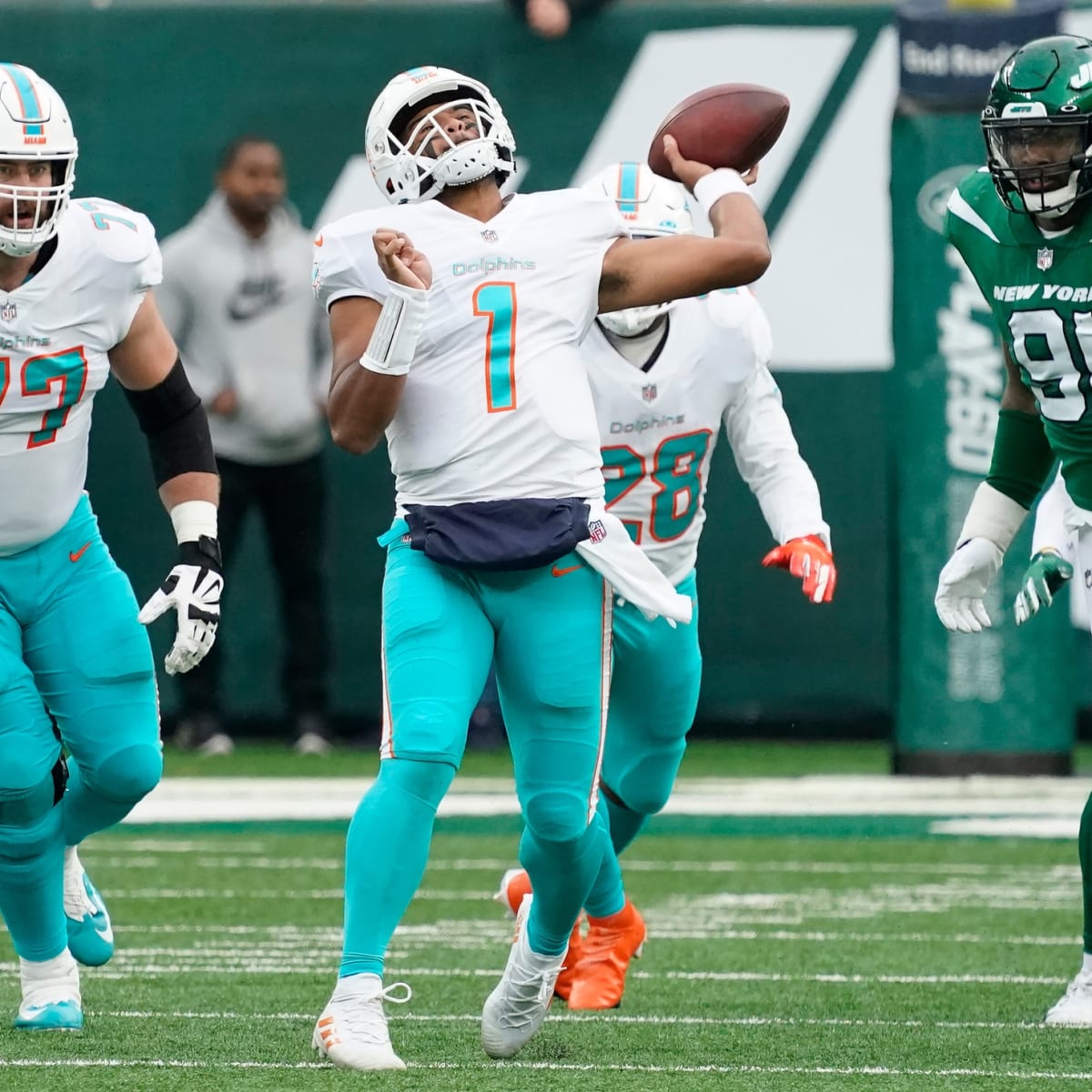 Miami Dolphins vs New York Jets Matchup Preview (11/21/21