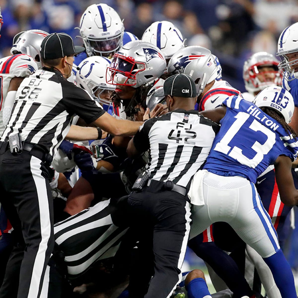 Indianapolis Colts' Michael Pittman Jr. ejected vs. Patriots