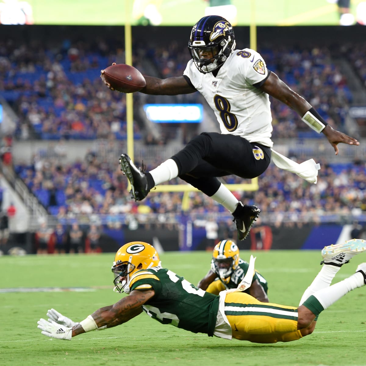 Baltimore Ravens Dominate Cleveland Browns With Lamar Jackson, Shutdown  Defense - Sports Illustrated Baltimore Ravens News, Analysis and More