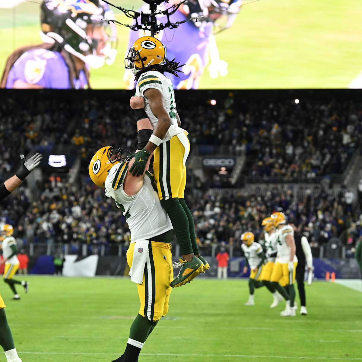 Green Bay Packers Survive Against Shorthanded Baltimore Ravens, Clinch NFC  North Title - Sports Illustrated Green Bay Packers News, Analysis and More