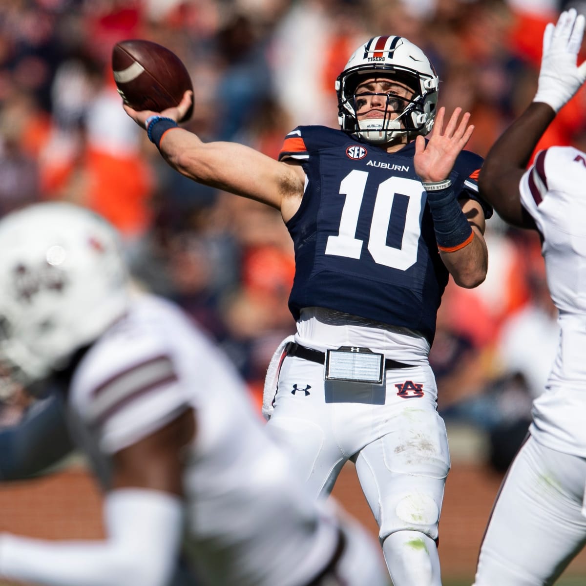 Auburn quarterback Bo Nix to transfer